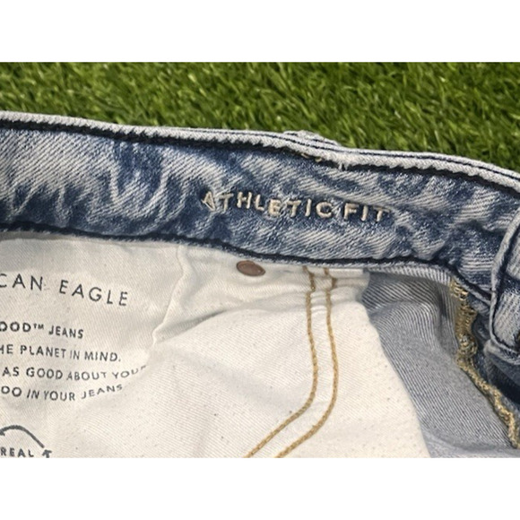 American Eagle Distressed Jean Blue Athletic Fit Light Wash Air Flex Denim 36X28 - Picture 5 of 9